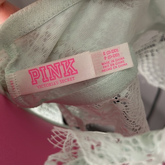✨ CLEAR OUT SALE ✨ PINK Victoria’s Secret Lace Racerback Bra - Picture 5 of 6